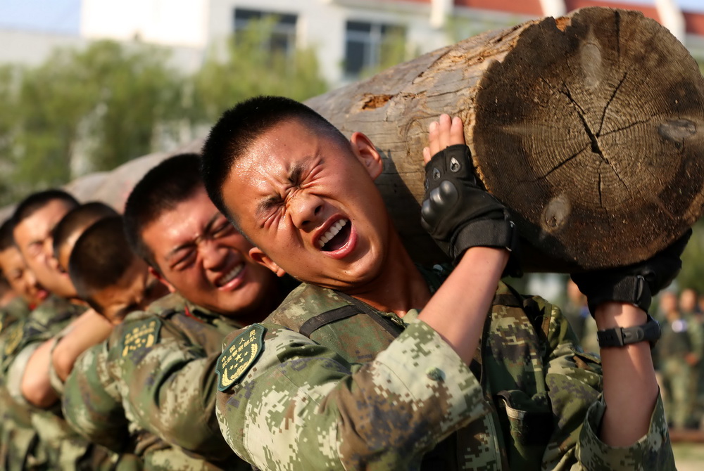 武警山东总队开展特战"魔鬼周"集训